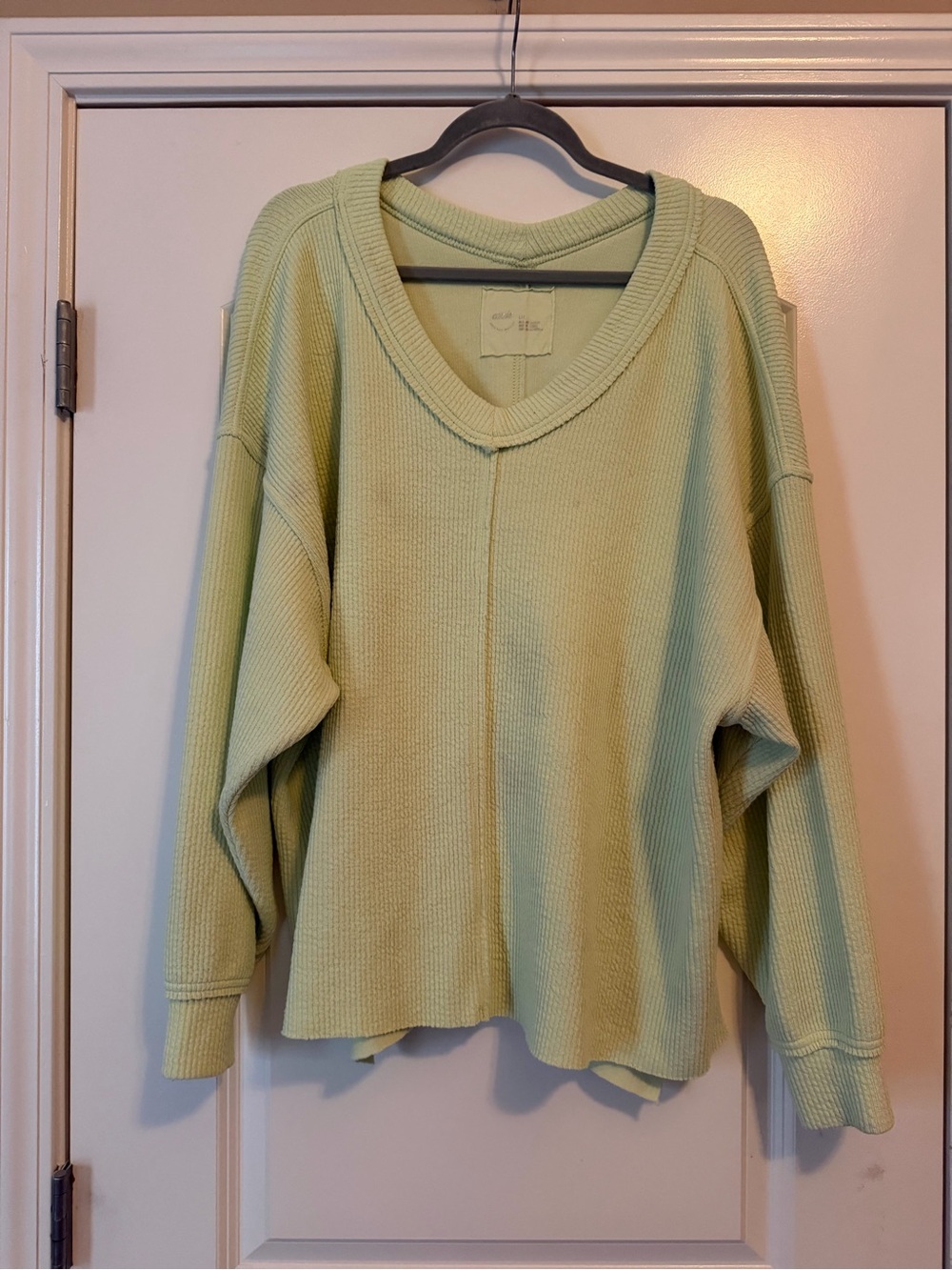Aerie Light Green Ribbed V-Neck Women's Sweater